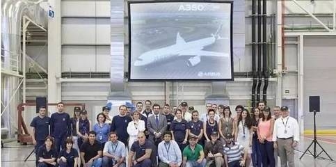 航空航天領(lǐng)域碳纖維布的應(yīng)用案例 行業(yè)新聞 第2張 航空航天領(lǐng)域碳纖維布的應(yīng)用案例 行業(yè)新聞 第2張