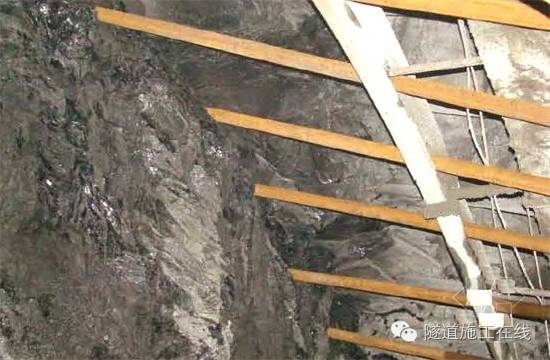 加固施工安全風險防控，加固施工安全風險 行業(yè)新聞 第4張