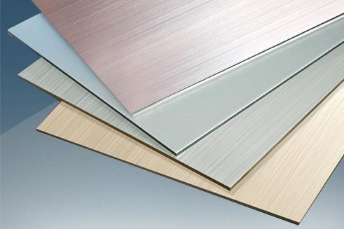 拉絲鋁板在商業(yè)綜合體中的應(yīng)用案例，絲鋁板賦能商業(yè)綜合體，創(chuàng)新應(yīng)用 行業(yè)新聞 第2張