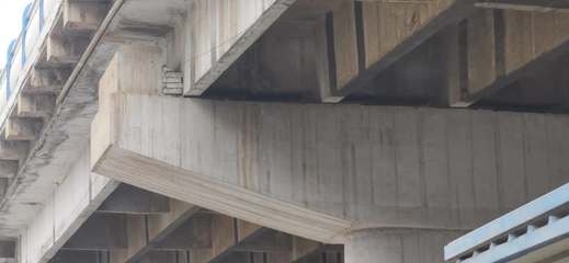 橋梁碳纖維加固后的維護要點，幾種不同風格的標題供你參考，你可以根據具體需求進行選擇，，實用科普風，橋梁碳纖維加固后，這些維護要點要記牢！，專業(yè)指導風，聚焦橋梁碳纖維加固，關鍵維護要點全解析，警示提醒風，莫忽視！橋梁碳纖維加固后的維護要點 行業(yè)新聞 第2張