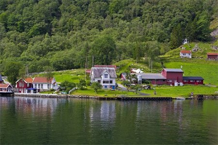 農(nóng)村自建房做民宿手續(xù)，幾種不同風格的標題供你參考，你可以根據(jù)具體需求進行選擇，，正式嚴謹風，農(nóng)村自建房轉型民宿，完整手續(xù)辦理指南，實用直白風，必看！農(nóng)村自建房開民宿要辦哪些手續(xù)，吸引眼球風，驚！農(nóng)村自建房做民宿，這些手續(xù)你得知道 行業(yè)新聞 第3張