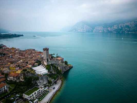 如何提高建筑加固施工的安全監(jiān)控效率？幾種不同風(fēng)格的標(biāo)題供你參考，你可以根據(jù)具體需求進(jìn)行選擇，，專業(yè)務(wù)實(shí)風(fēng)，提升建筑加固施工安全監(jiān)控效率的有效路徑，疑問引導(dǎo)風(fēng)，怎樣高效實(shí)現(xiàn)建筑加固施工的安全監(jiān)控？，目標(biāo)導(dǎo)向風(fēng)，解鎖建筑加固施工安全 行業(yè)新聞 第2張